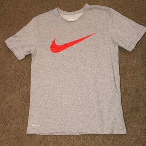 Nike Medium Gray & Red Men’s Shirt